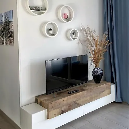 Unweit Warnemuende Sobierajczyk In Markgrafenheide Rostock