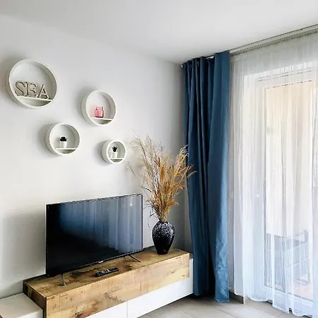 Unweit Warnemuende Sobierajczyk In Markgrafenheide * Ρόστοκ