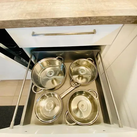 Unweit Warnemuende Sobierajczyk In Markgrafenheide Ρόστοκ