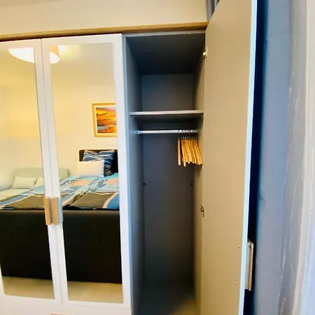 Unweit Warnemuende Sobierajczyk In Markgrafenheide *