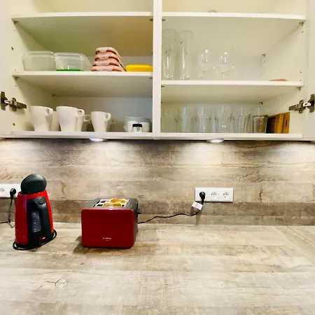 Unweit Warnemuende Sobierajczyk In Markgrafenheide * Ρόστοκ