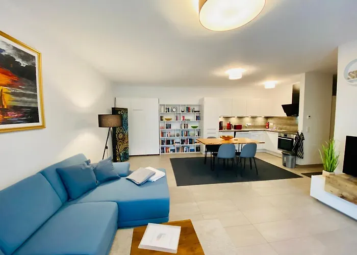 Unweit Warnemuende Sobierajczyk In Markgrafenheide